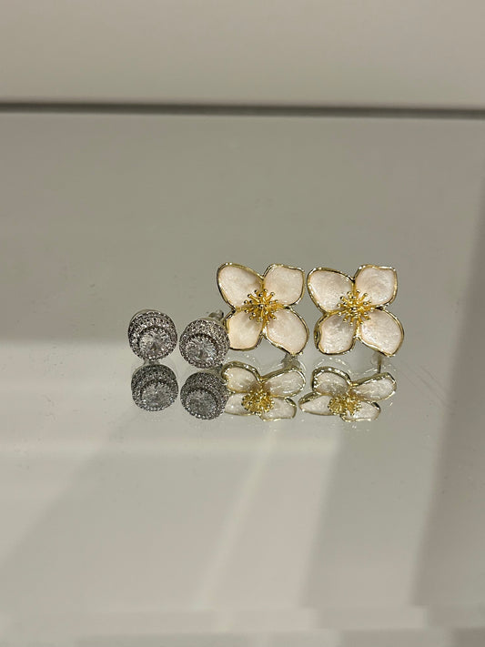Halo Studs